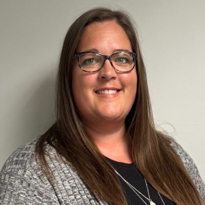 Courtney Lubbers Headshot